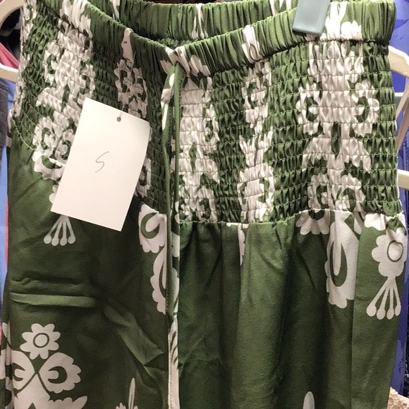 Tina Bundle - Picture 6 of 6